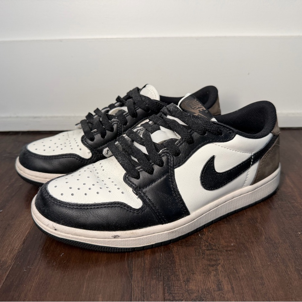 Nike mocha Jordan 1 low